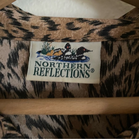 Vintage 90s Northern Reflections Brown/Black Animal Print Button Up Top - Picture 4 of 4